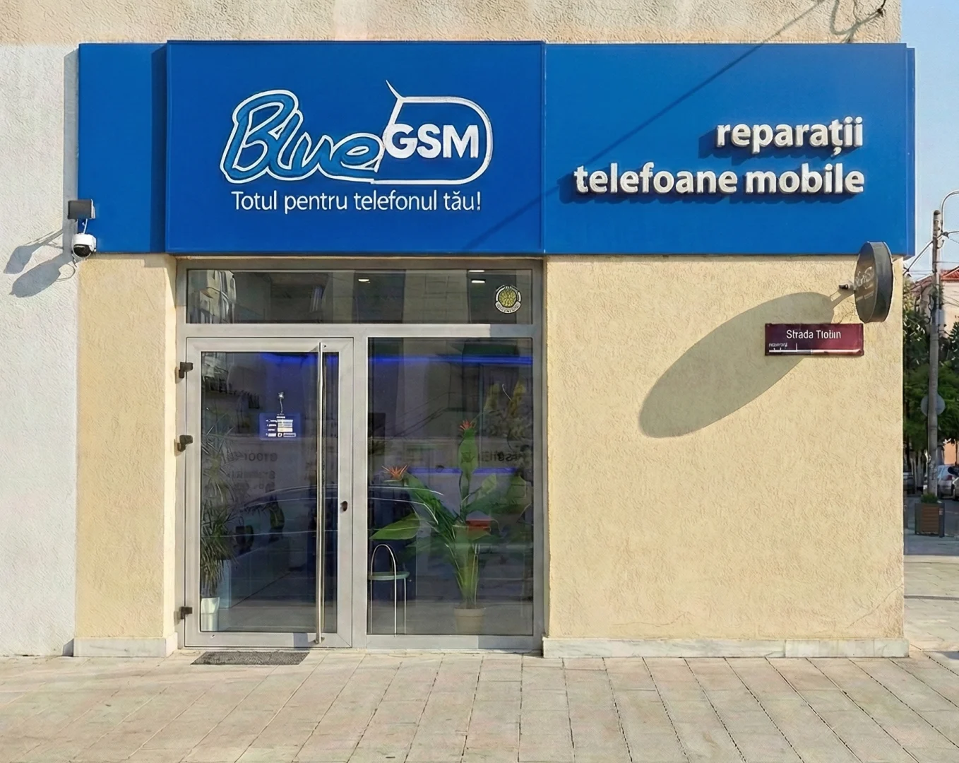 Fațada Blue GSM Sector 3